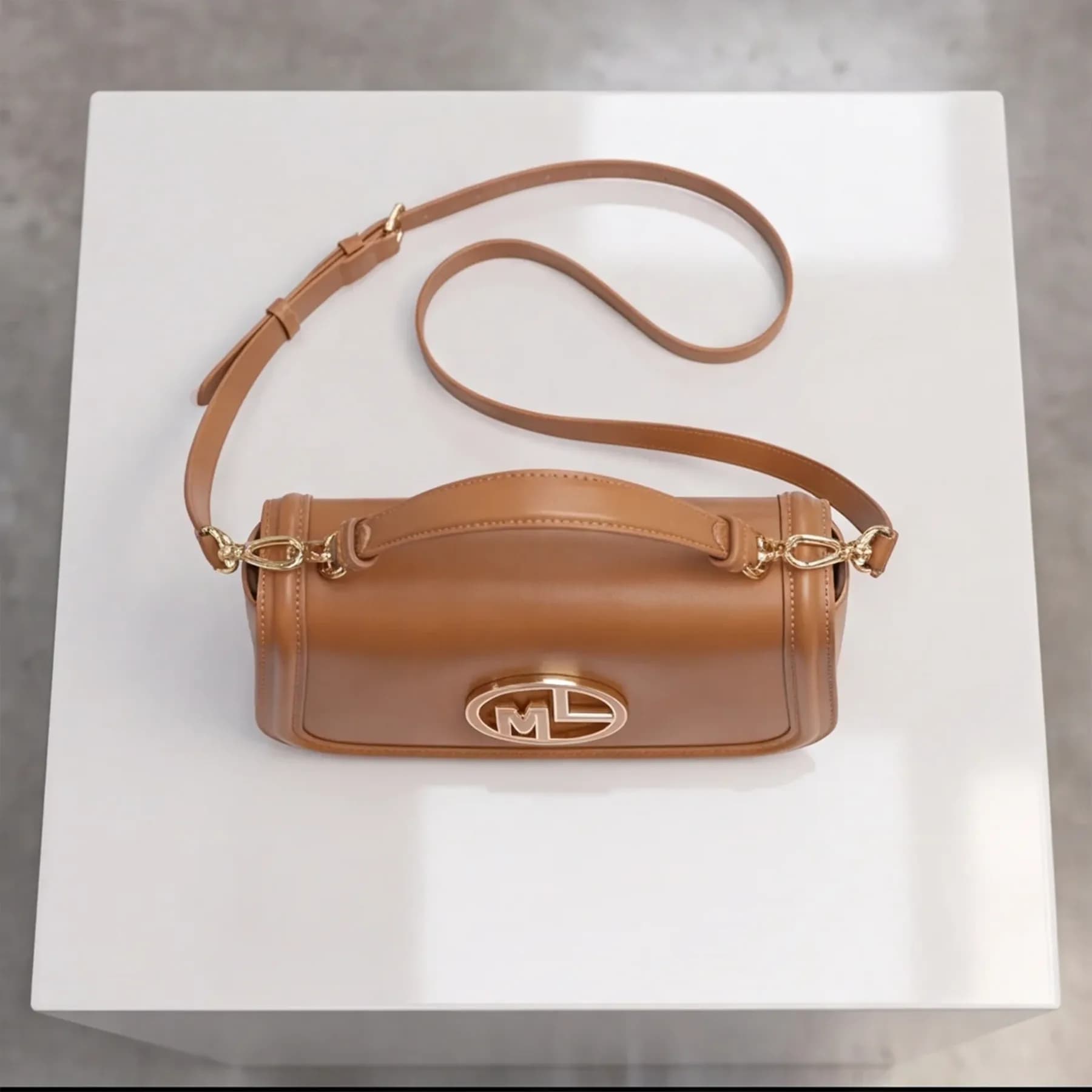 Glamara Top Handle Bag thumbnail 4