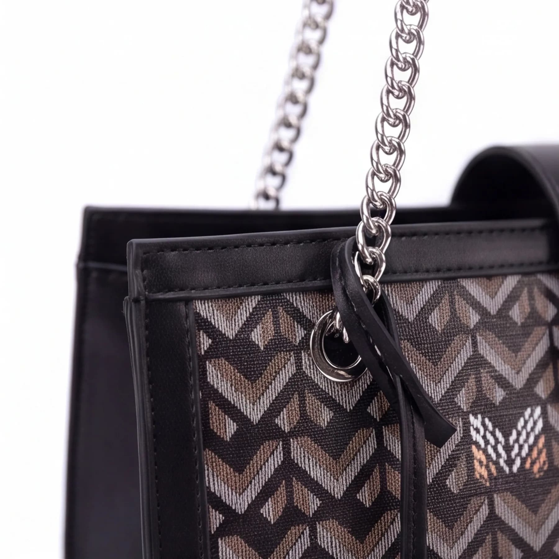 Vesper Large Shoulder Bag thumbnail 5